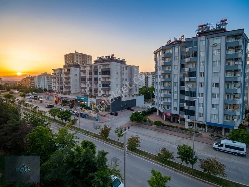 Roxy Grouptan Ferah, Bakımlı Ve 3 Cepheli Satılık 3+1 — fotoğraf 26