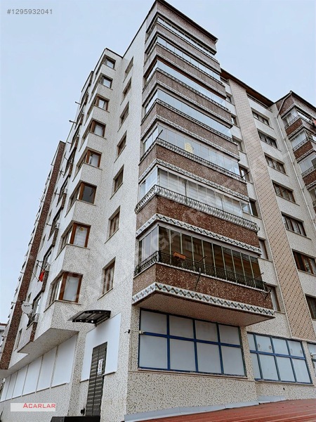 Kuzeykent Merkezi Konum Da .geniş Kullanışlı Satılık 3+1 Daire — fotoğraf 2