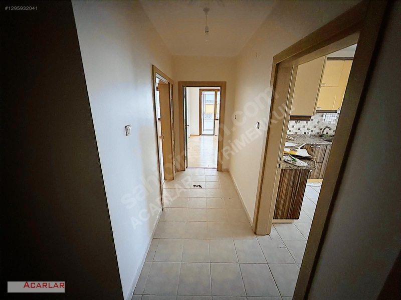Kuzeykent Merkezi Konum Da .geniş Kullanışlı Satılık 3+1 Daire — fotoğraf 5