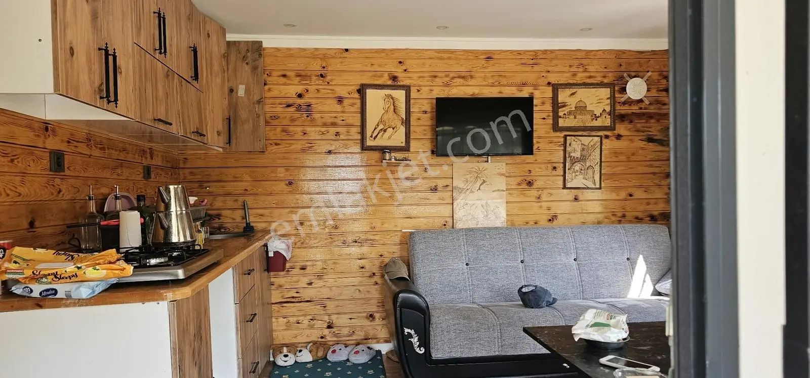 Elfi Den Sındırgı Çaltılı 'da Göl Manzaralı Satılık Ev Ve Tarla — fotoğraf 7