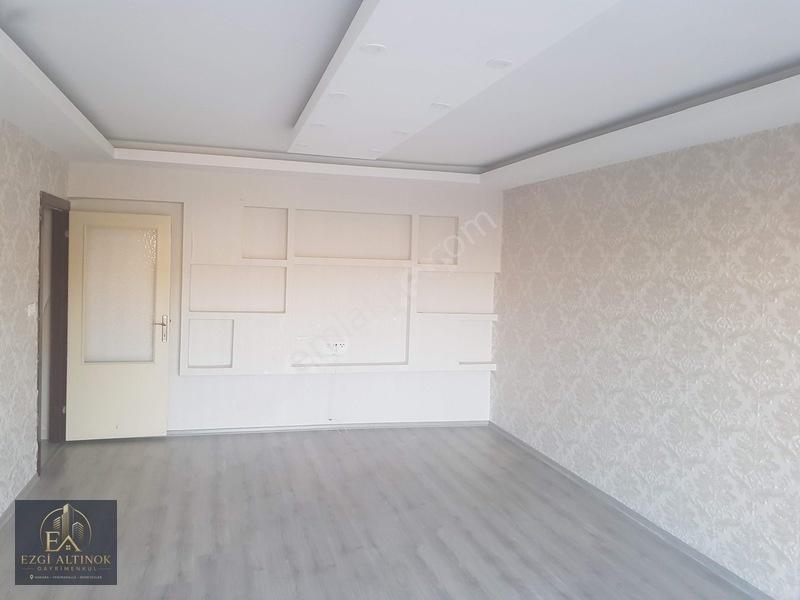 Yakacık Da Bulvar Üzeri Ara Kat Ön Cephe Ferah Manzaralı Daire — fotoğraf 6