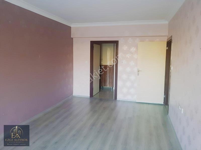 Yakacık Da Bulvar Üzeri Ara Kat Ön Cephe Ferah Manzaralı Daire — fotoğraf 13