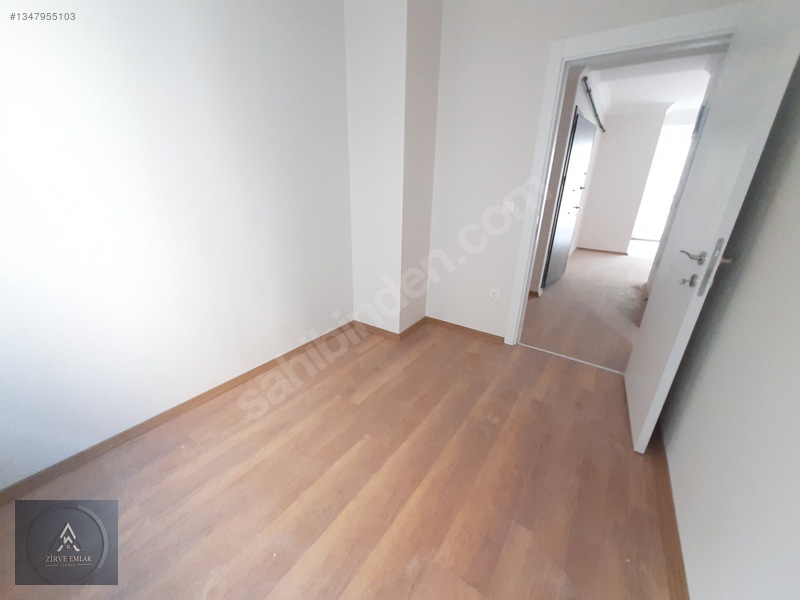 Merkezi Konumda Satılık Arakat 2+1 Daire — fotoğraf 18