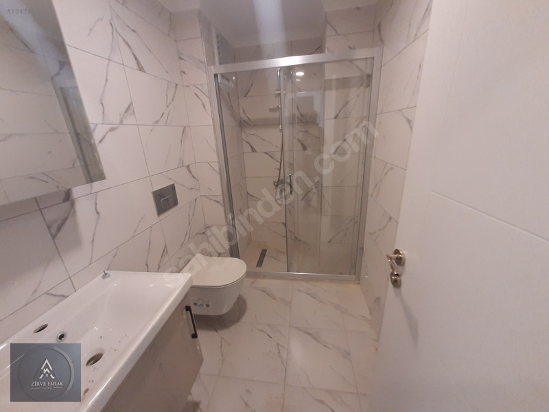Merkezi Konumda Satılık Arakat 2+1 Daire — fotoğraf 22