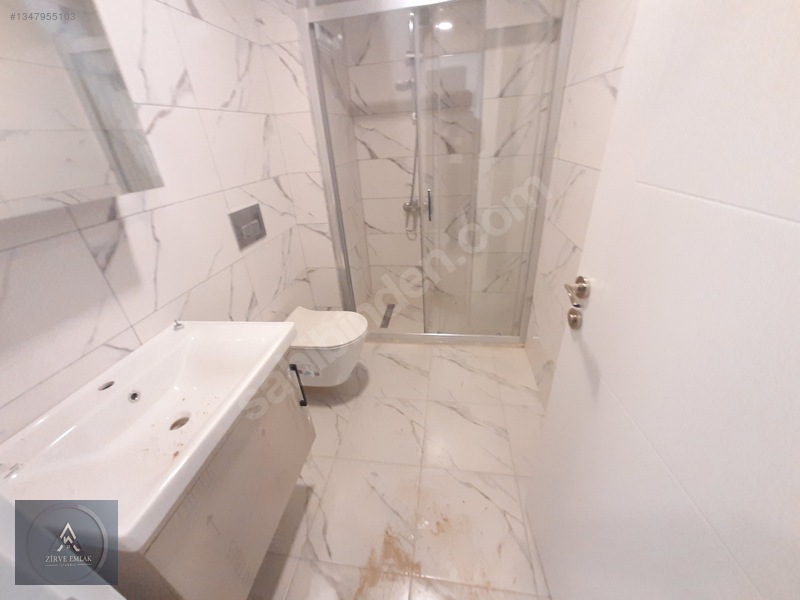 Merkezi Konumda Satılık Arakat 2+1 Daire — fotoğraf 23