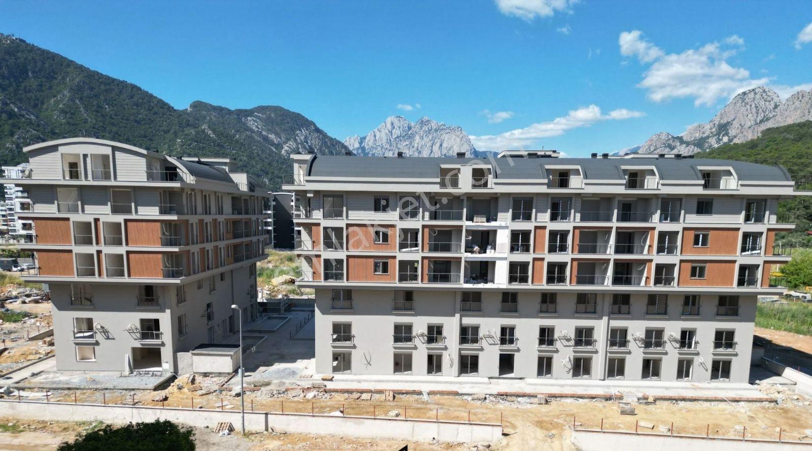 Sıfır Arakat Dubleks 3+1 Lüks Site İçerisin'de Satılık Daire — fotoğraf 9
