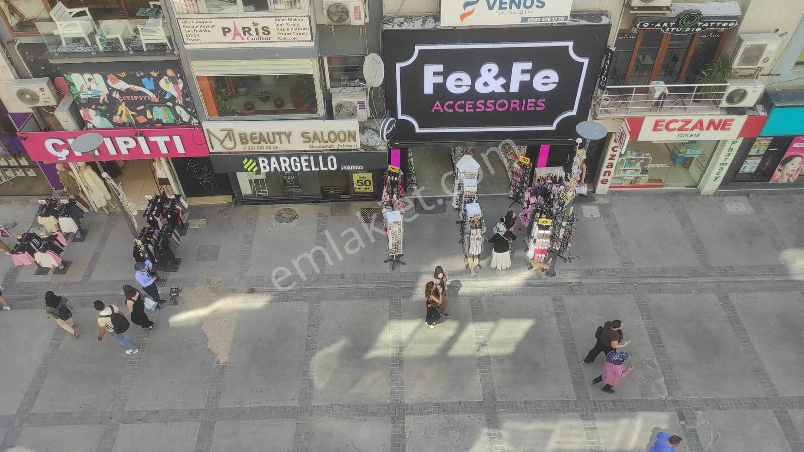 Alsancak Kıbrıs Şehitleri Caddesinde Ferah 3+1 Satılık — fotoğraf 21