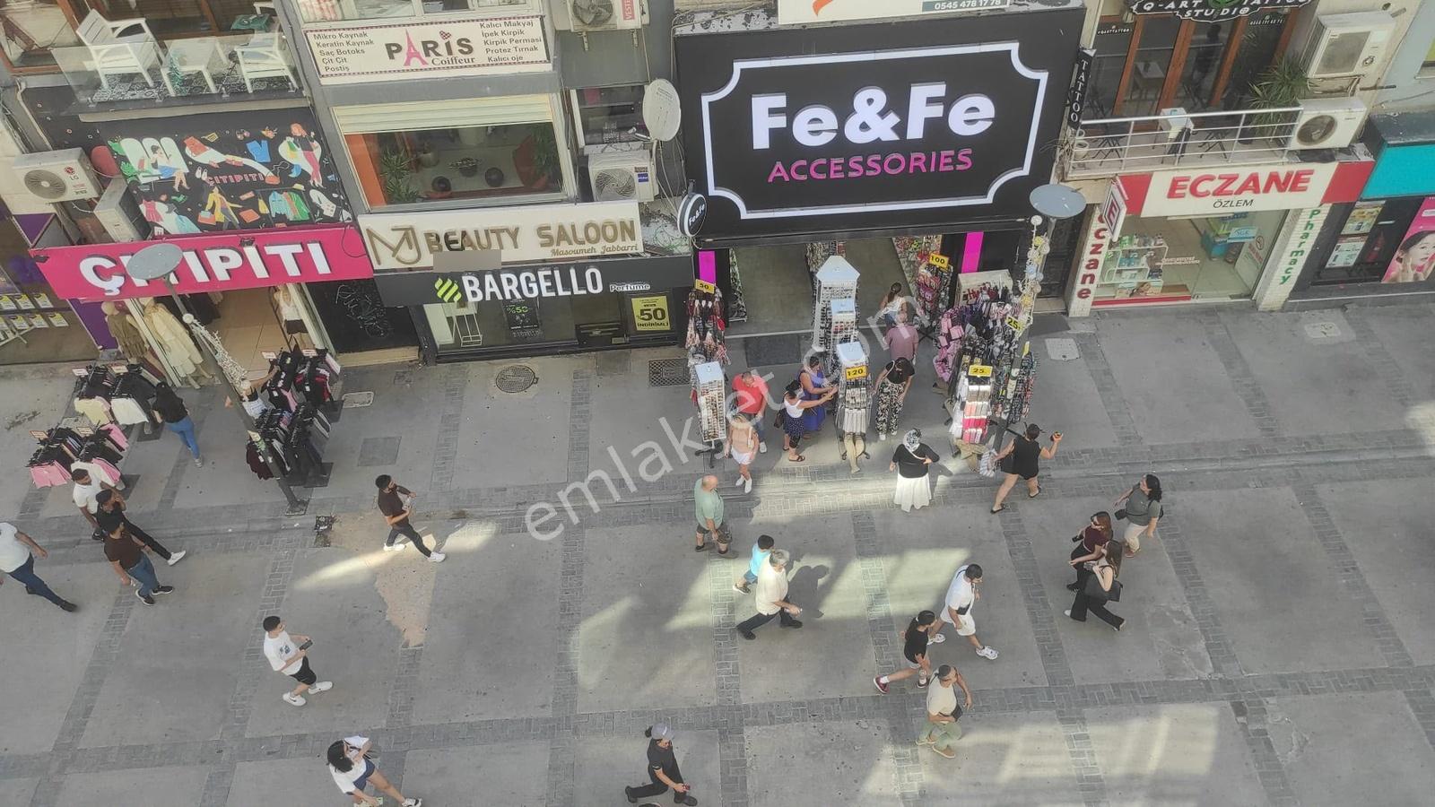 Alsancak Kıbrıs Şehitleri Caddesinde Ferah 3+1 Satılık — fotoğraf 23