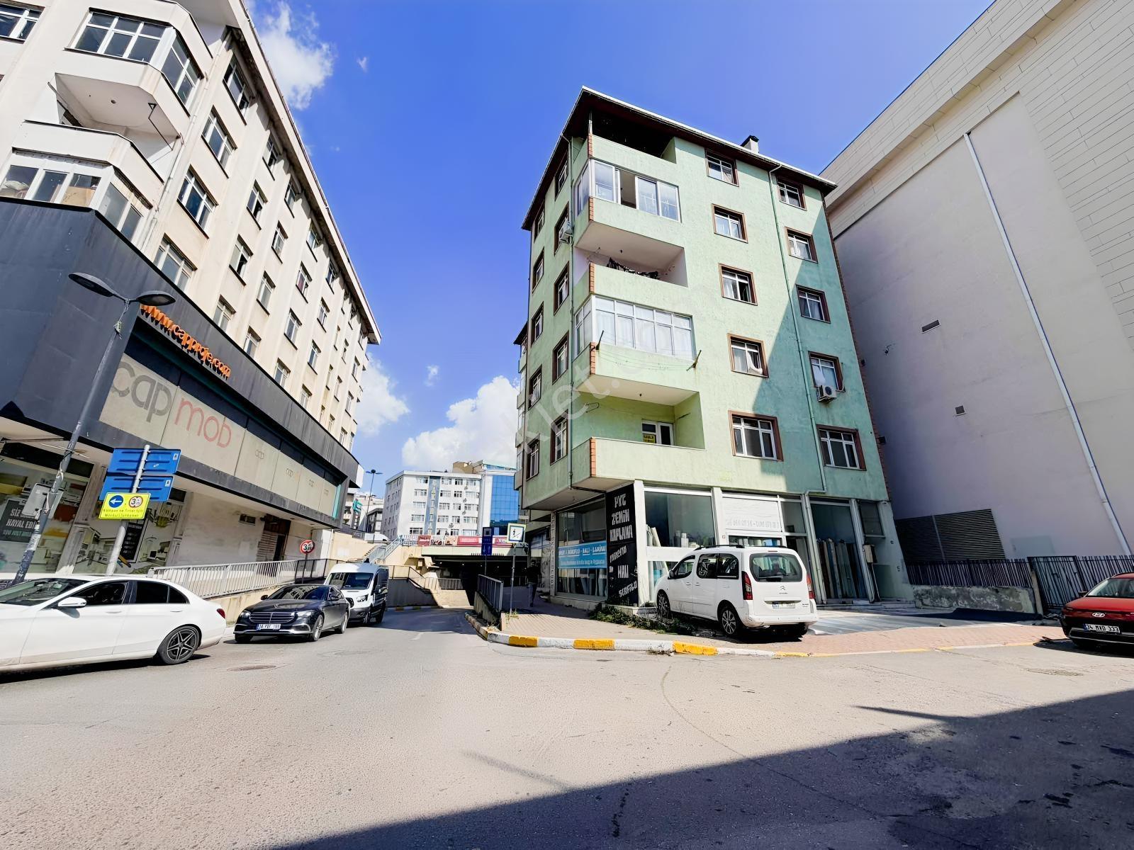 Bölge Emlak'Tan Alt Kaynarcada Satılık 2+1 110 M2 Daire