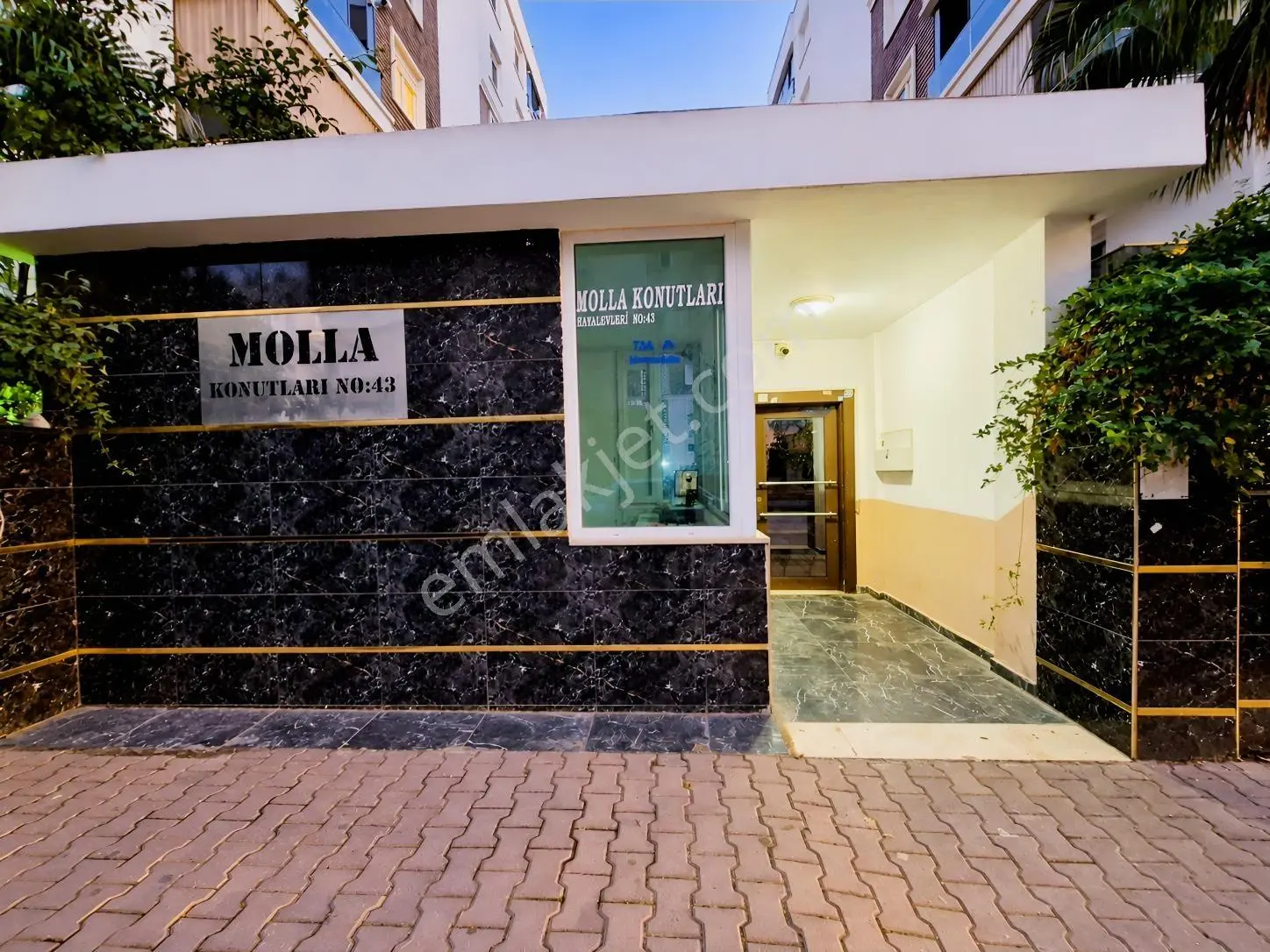 Antalya Şafak Mh'de Satılık 3+1 140m² 3.kat Daire — fotoğraf 5