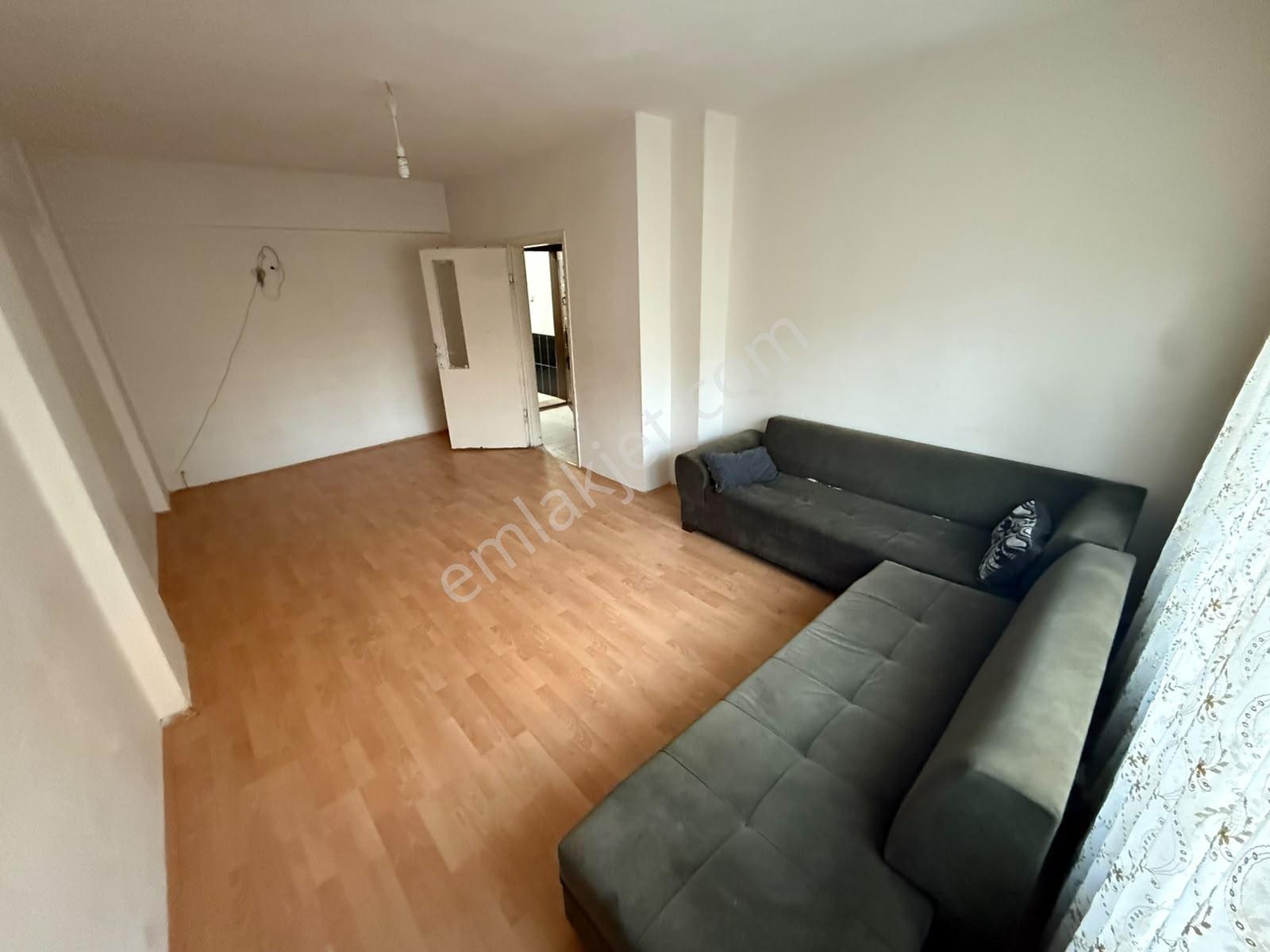 Akşemsettin Mah Salon Bağımsız Kat Konumunda Y. Giriş 3+1 Daire — fotoğraf 2