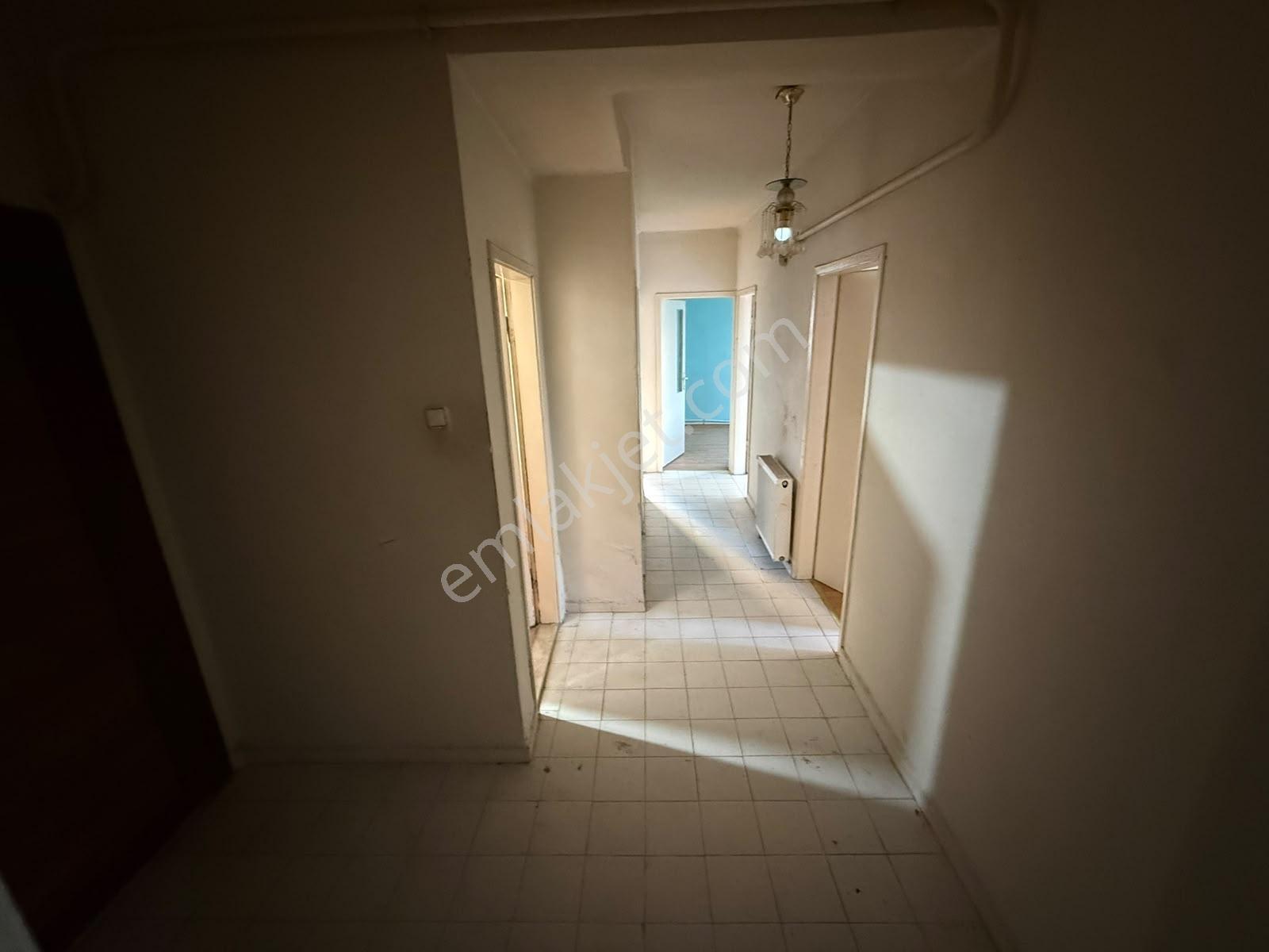 Akşemsettin Mah Salon Bağımsız Kat Konumunda Y. Giriş 3+1 Daire — fotoğraf 26