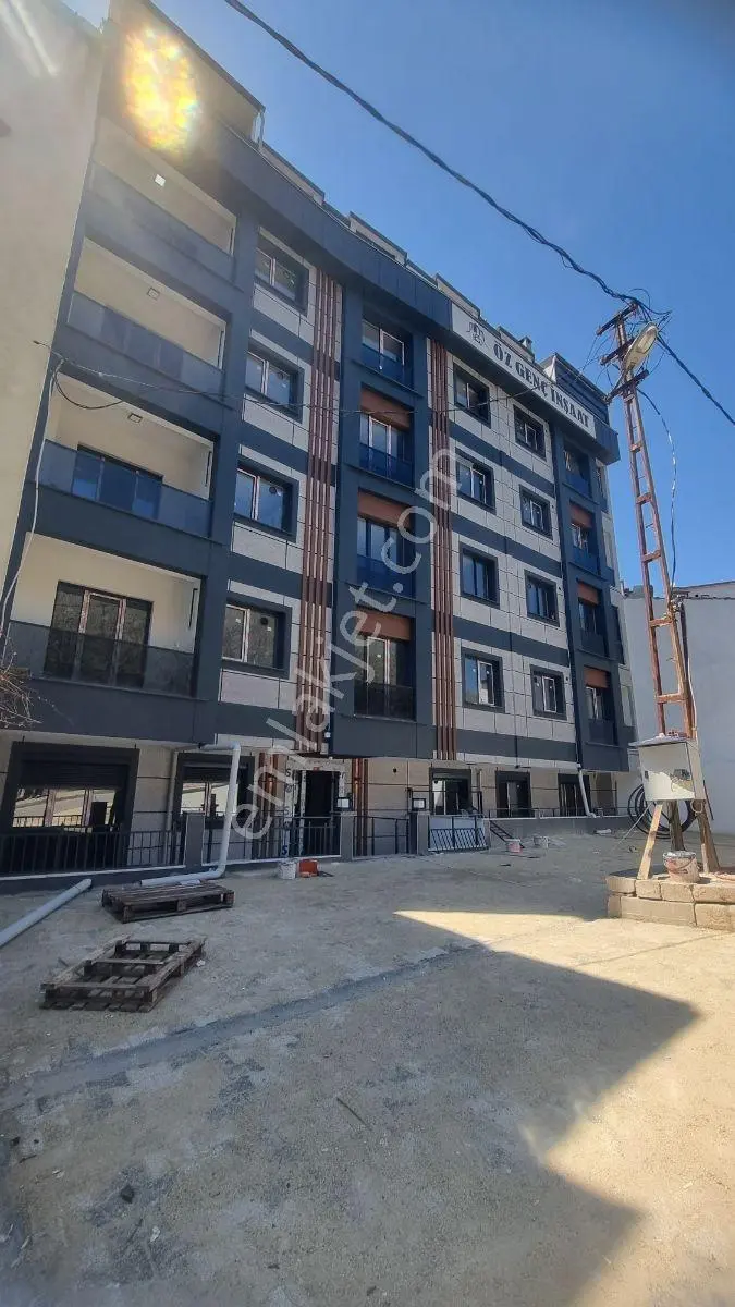 Çekmeköy Merkez Mh Satılık 240m2 4+2 Lüks Dubleks — fotoğraf 2