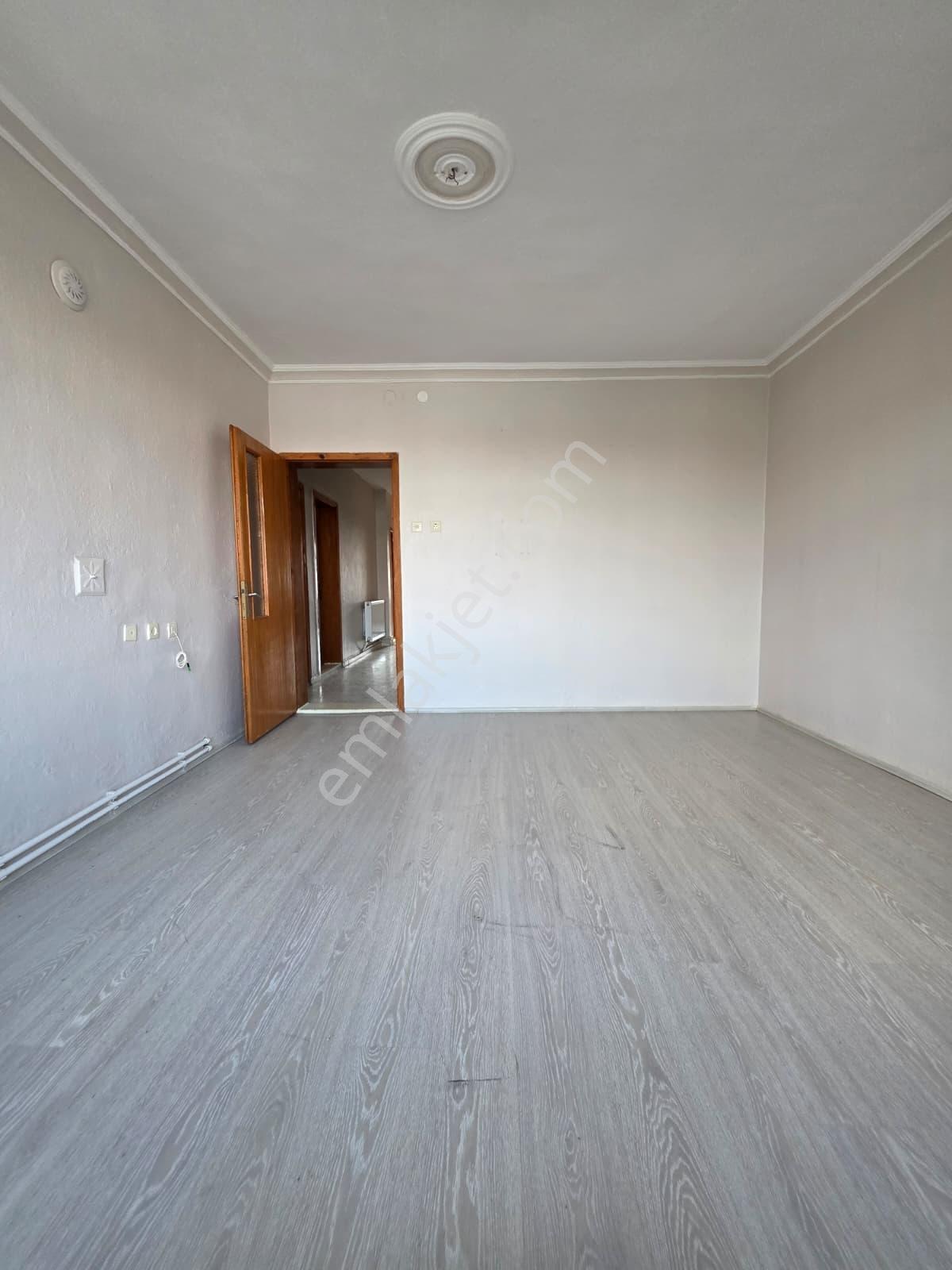 Yüksel Şahinden S.eyyubi Bağlarbaşı Cami Arkası 3+1 Satılık — fotoğraf 17