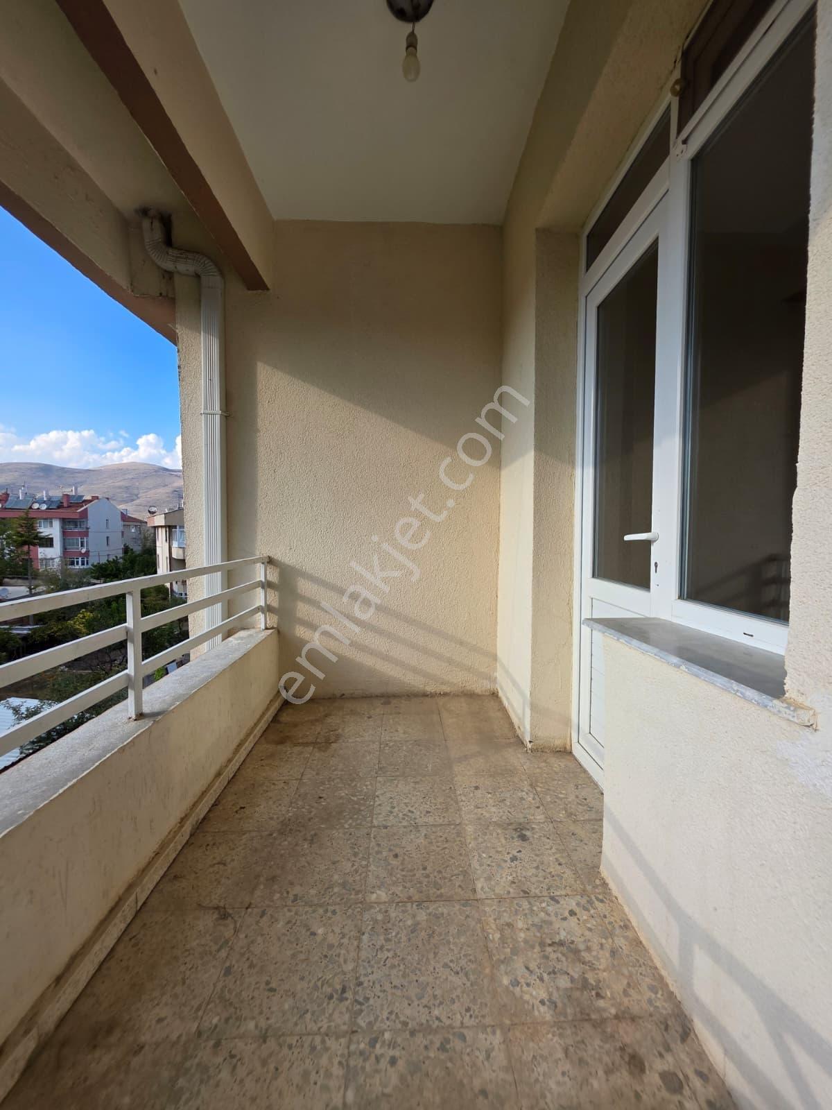 Yüksel Şahinden S.eyyubi Bağlarbaşı Cami Arkası 3+1 Satılık — fotoğraf 22