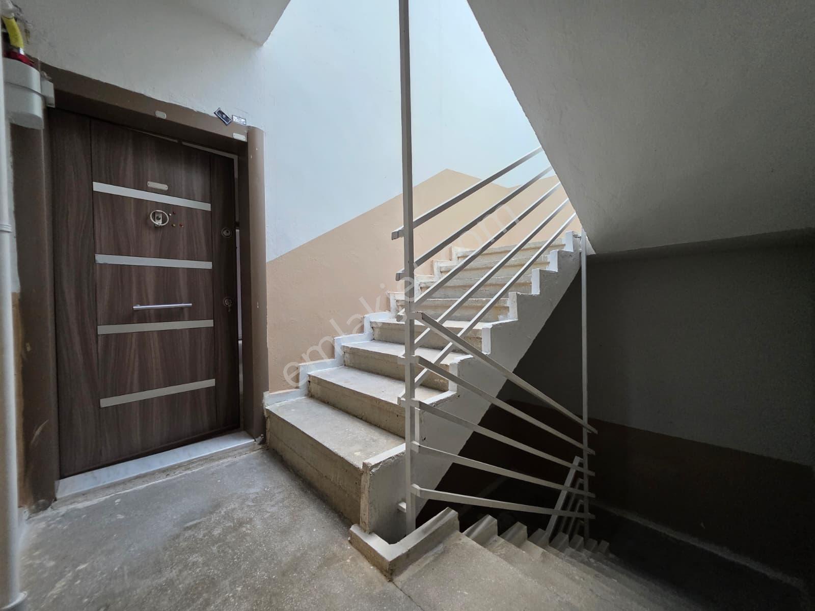 Yüksel Şahinden S.eyyubi Bağlarbaşı Cami Arkası 3+1 Satılık — fotoğraf 37