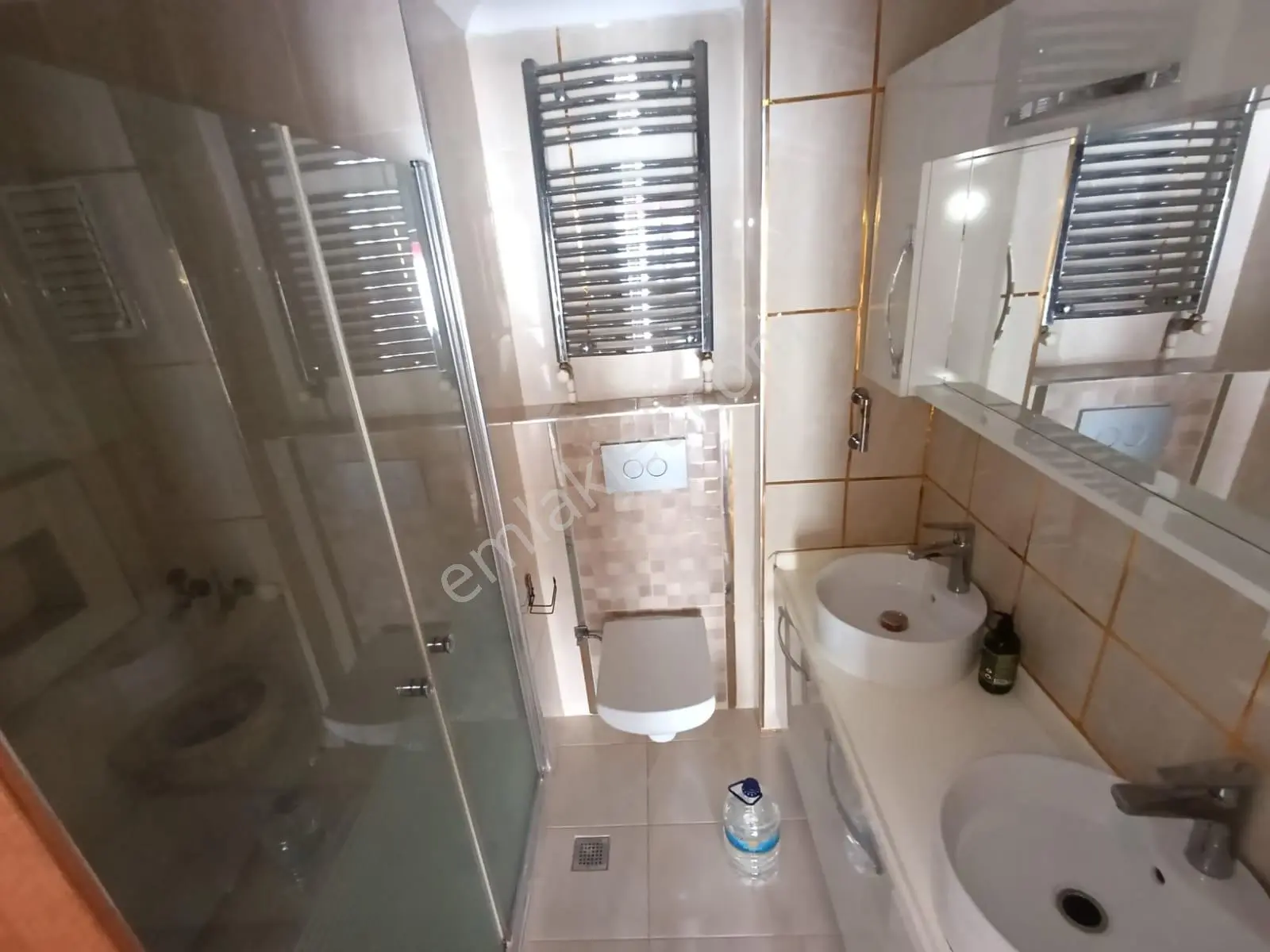 Tandoğan Mah'de Asansörlü E.banyolu Lüx Teraslı 5+1 Satılk Daire — fotoğraf 22