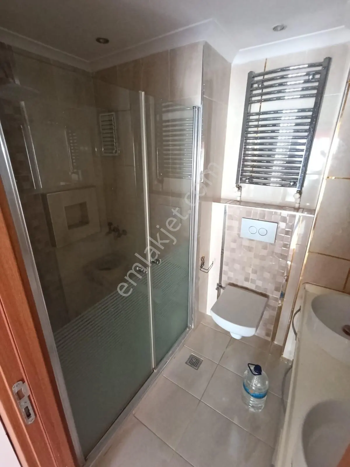 Tandoğan Mah'de Asansörlü E.banyolu Lüx Teraslı 5+1 Satılk Daire — fotoğraf 24