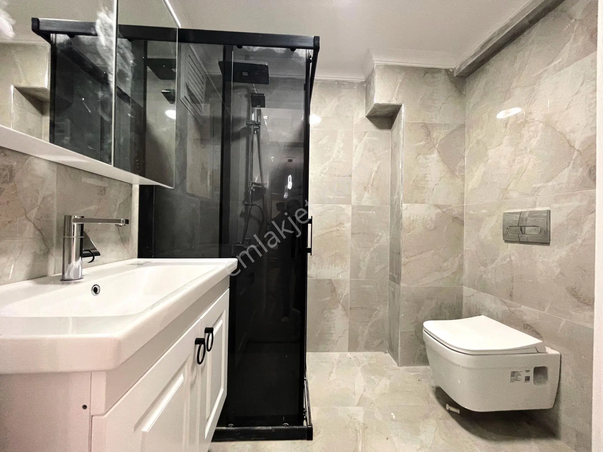 𝄞melodi'den Doktorlar Sitesi Civarında 3+1 Ön Cephe Arakat Ayrı Mutfaklı Barbekülü Daire — fotoğraf 14