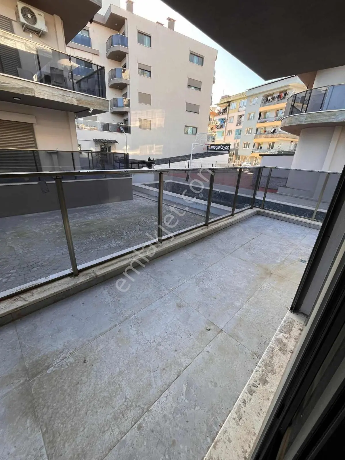 Satılık 4 + 1 Villa Harika Konum Büyük Fırsat — fotoğraf 13