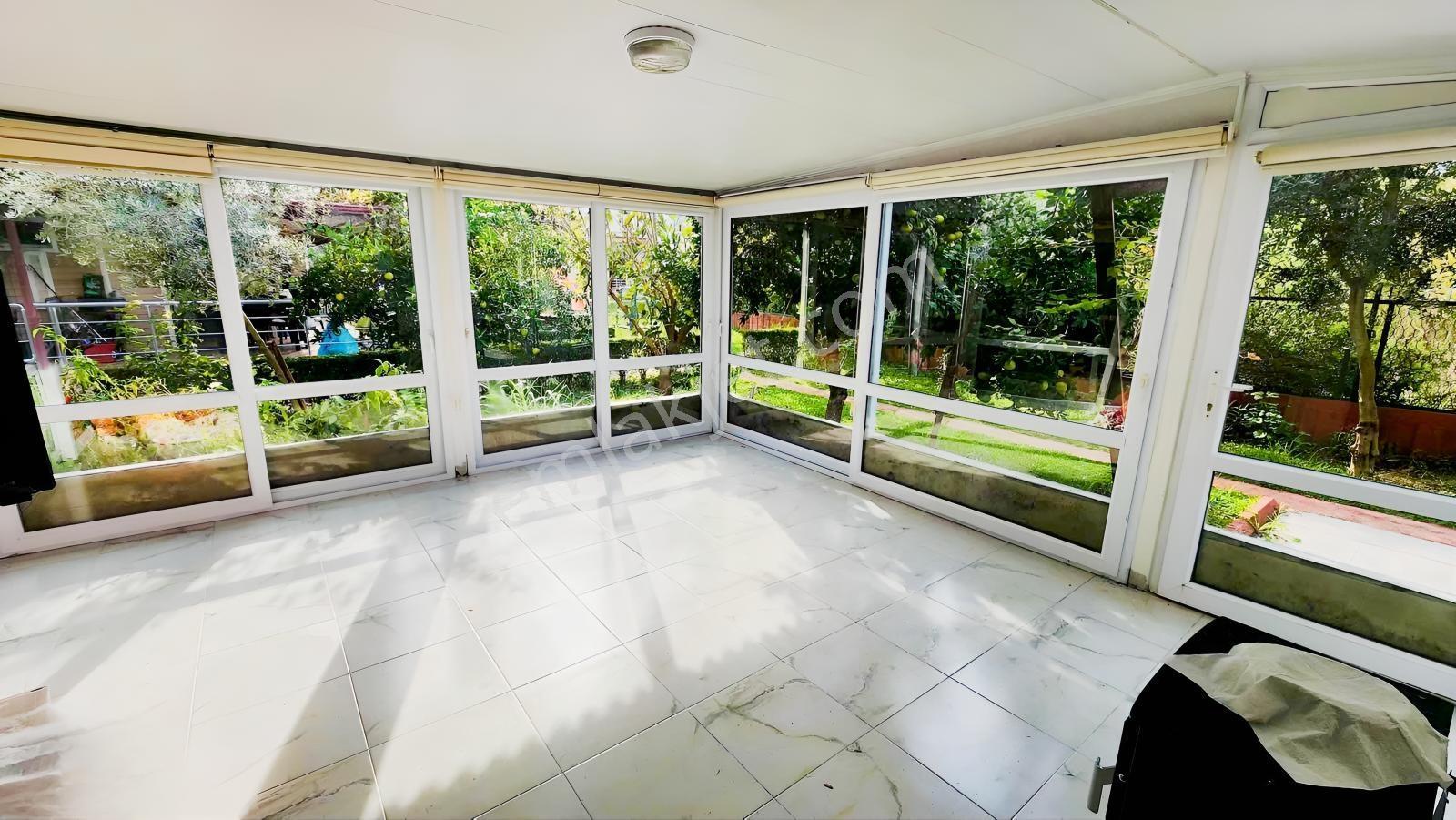 Çenger De Satılık Köşe 5+1 Villa — fotoğraf 8