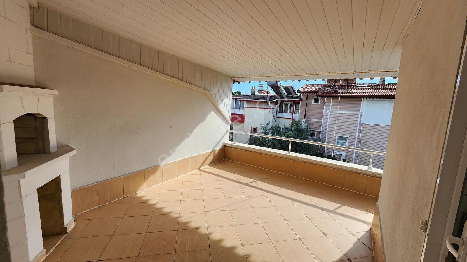 Çenger De Satılık Köşe 5+1 Villa — fotoğraf 10