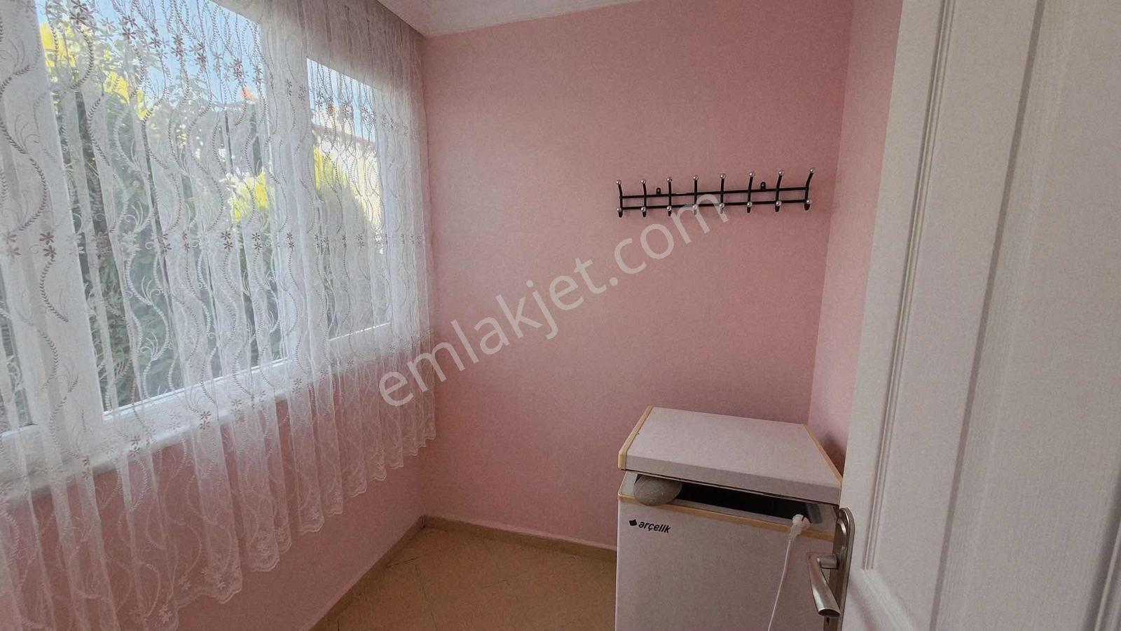 Çenger De Satılık Köşe 5+1 Villa — fotoğraf 12