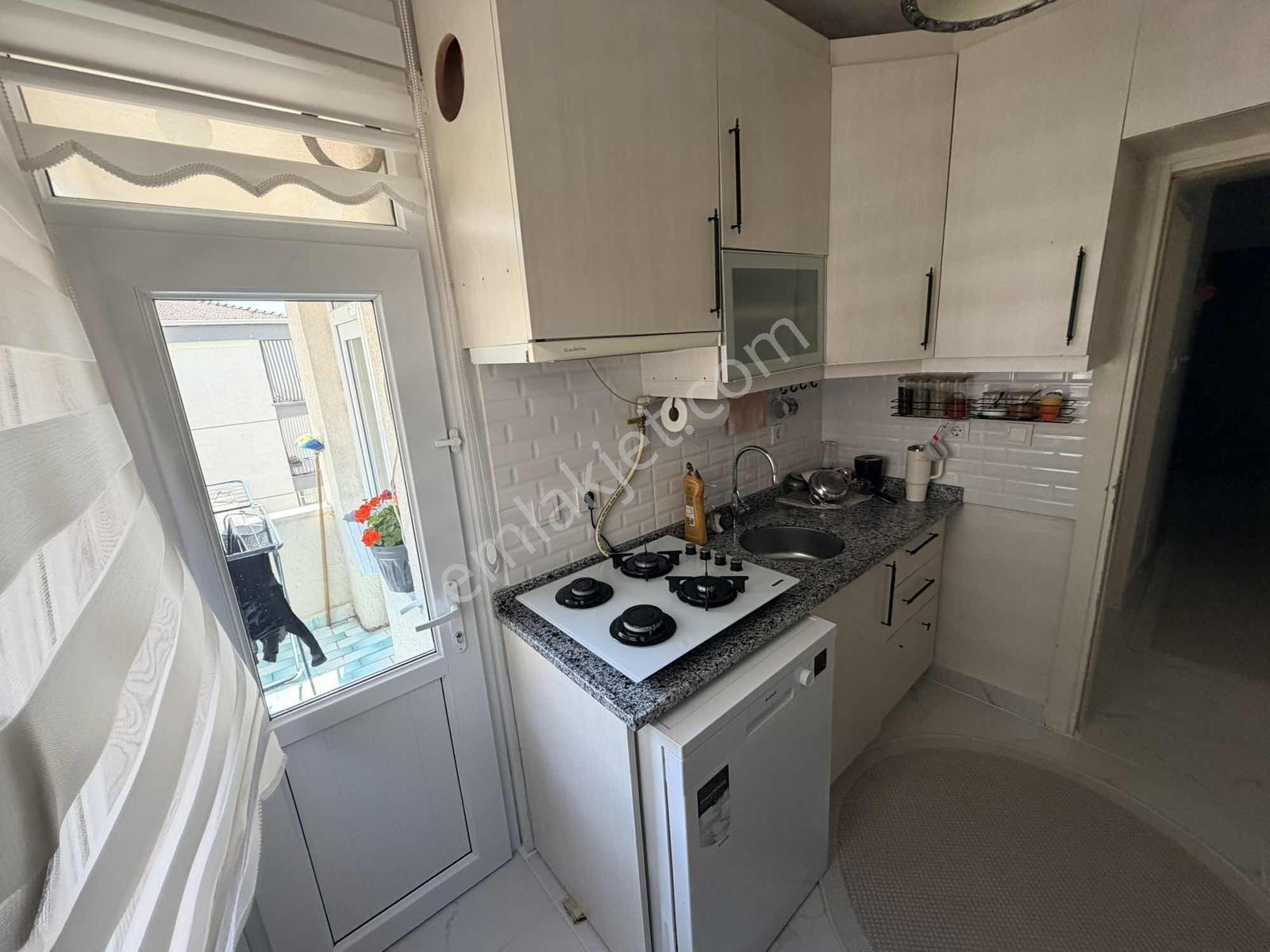 Bölge Emlak'tan Alt Kaynarcada Satılık Ara Kat 120 M2 3+1 Daire — fotoğraf 11