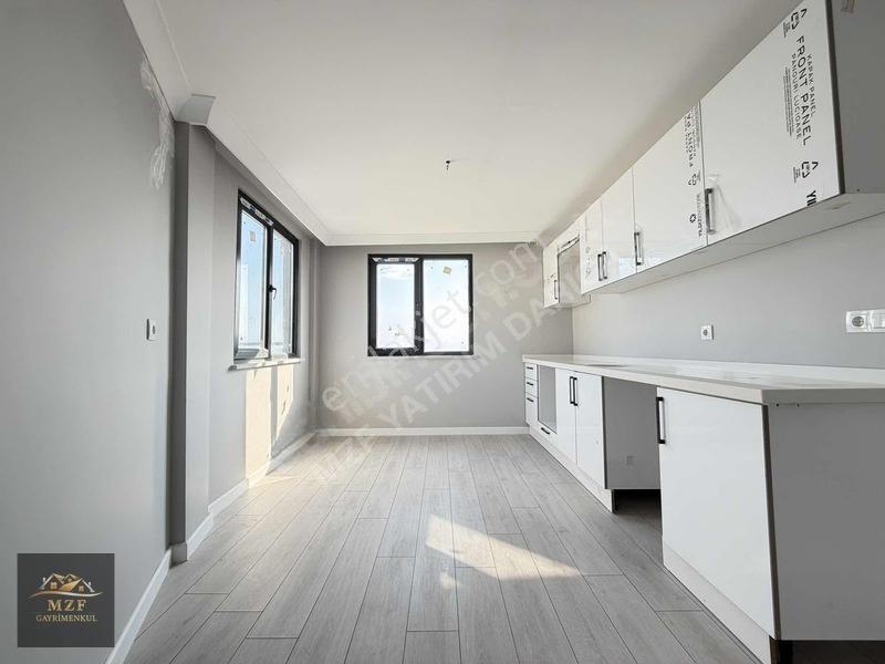 Barış Mah. 5+1 200 M2 Asansörlü Deniz Manz. Lüks Dubleks — fotoğraf 31