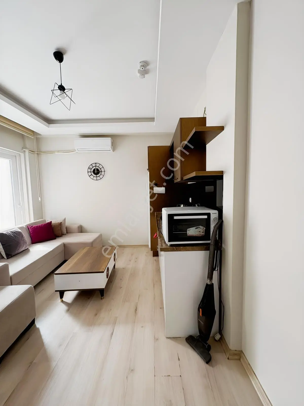 Çiftlikköyde 2+1 Olmaya Aday, 25 M² Teraslı, Eşyalı Satılık 1+1 — fotoğraf 5