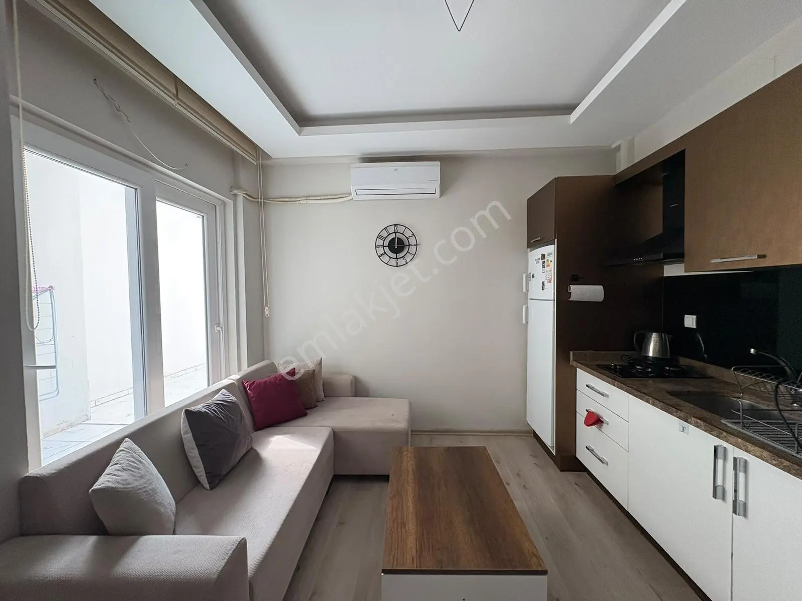 Çiftlikköyde 2+1 Olmaya Aday, 25 M² Teraslı, Eşyalı Satılık 1+1 — fotoğraf 9