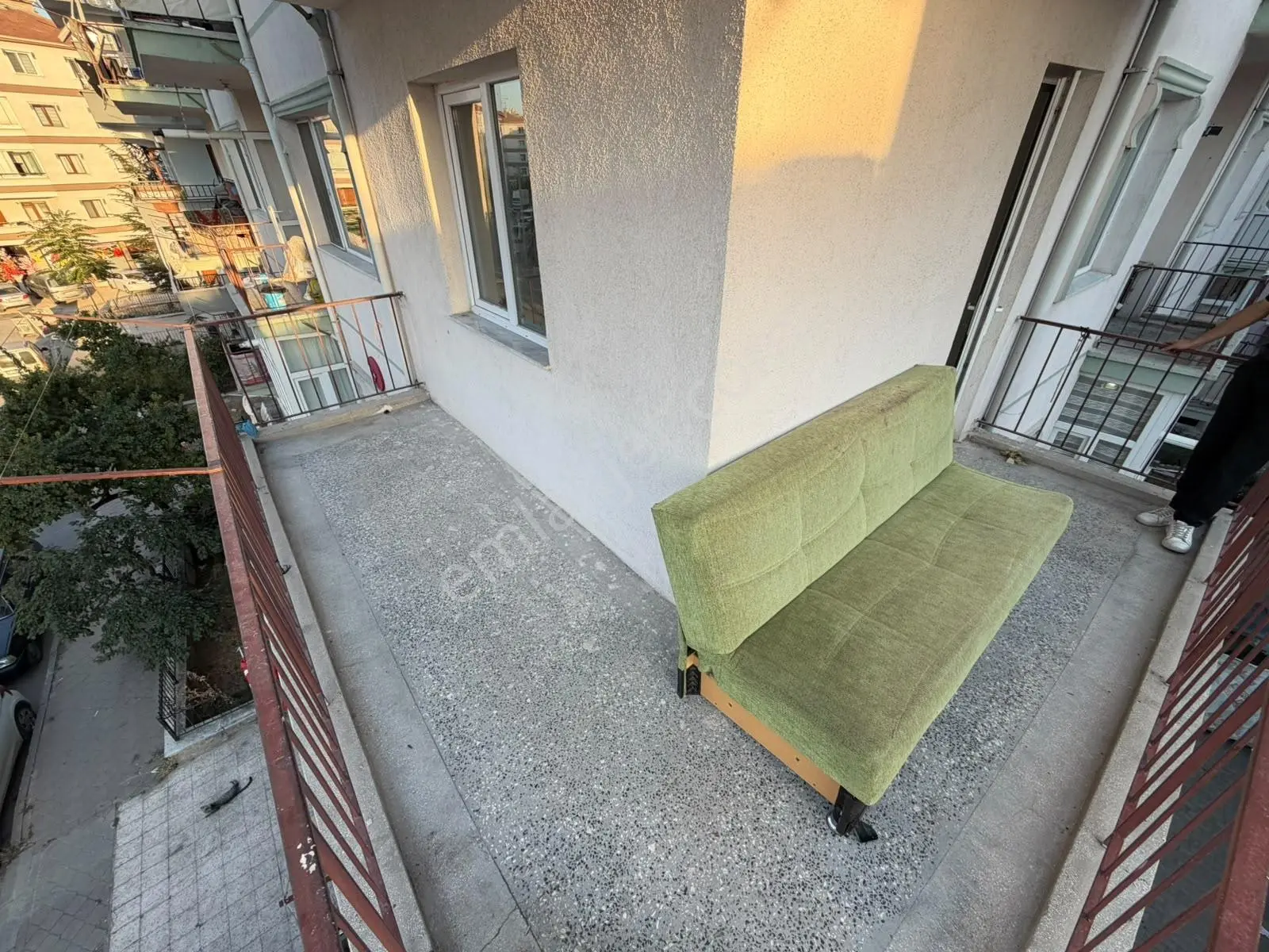 Plevne Mah De Ara Katta *Kök Tapu* Ön Cephe 3+1 Daire