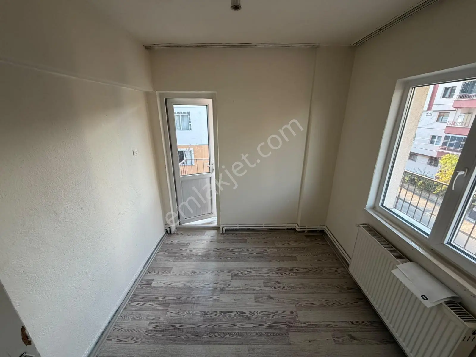 Plevne Mah De Ara Katta *kök Tapu* Ön Cephe 3+1 Daire — fotoğraf 27