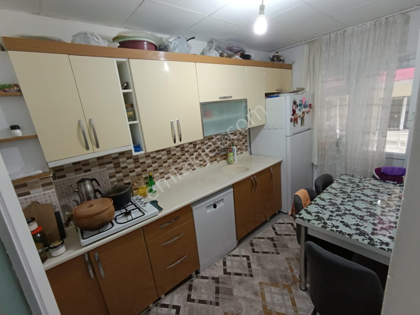 Akşemsettin Mah Kök Tapu Ara Katta Salon Bağımsız 3+1 Daire — fotoğraf 2