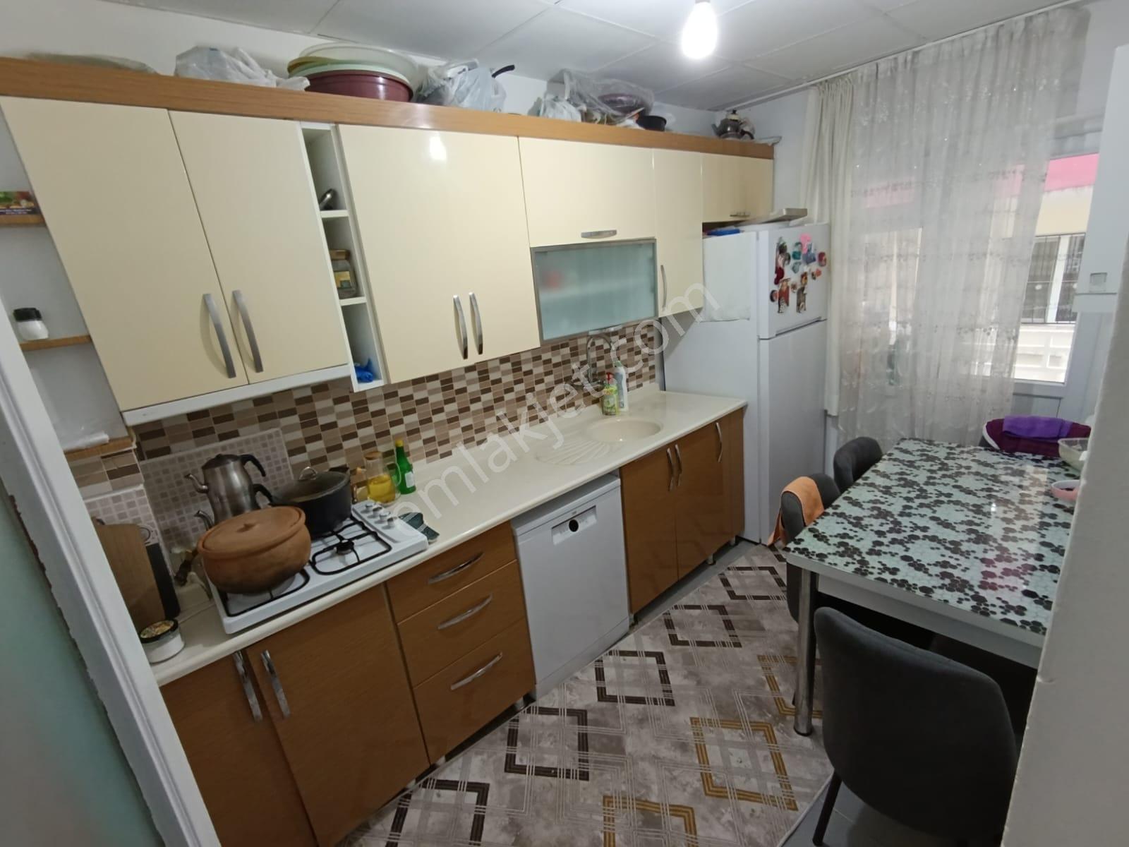 Akşemsettin Mah Kök Tapu Ara Katta Salon Bağımsız 3+1 Daire — fotoğraf 4