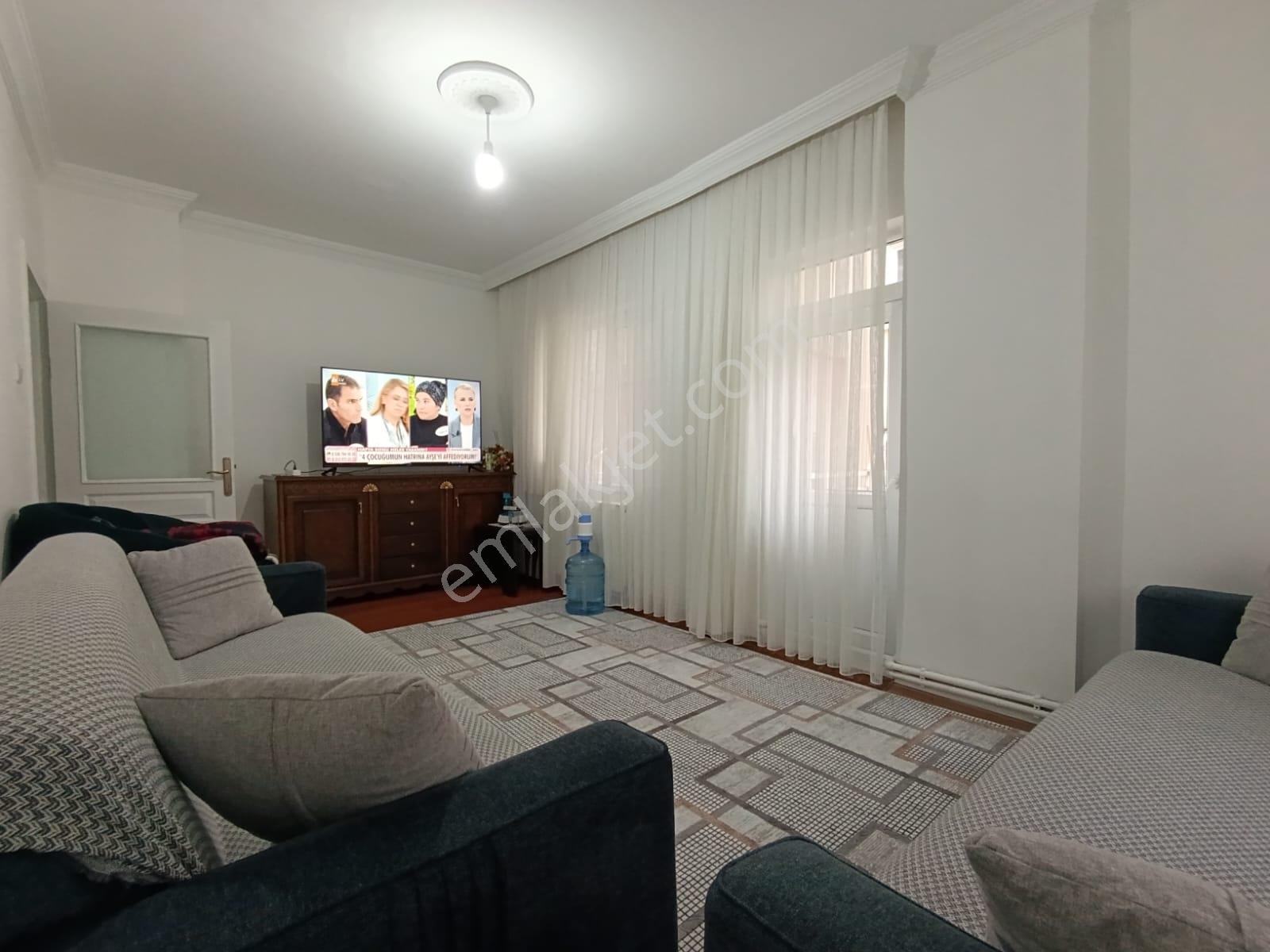 Akşemsettin Mah Kök Tapu Ara Katta Salon Bağımsız 3+1 Daire — fotoğraf 6