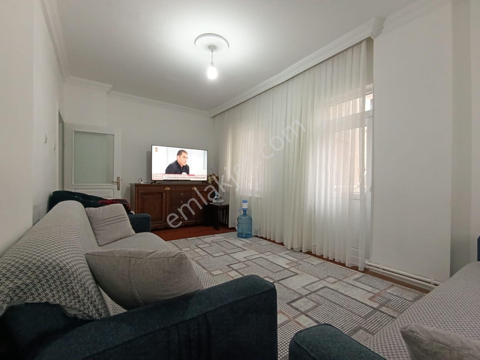 Akşemsettin Mah Kök Tapu Ara Katta Salon Bağımsız 3+1 Daire — fotoğraf 7