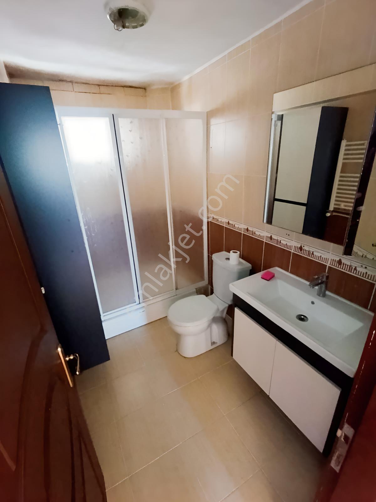 Akşemsettin Mah Ara Kat Salon Bağımsız Geniş Kullanışlı 3+1 — fotoğraf 27