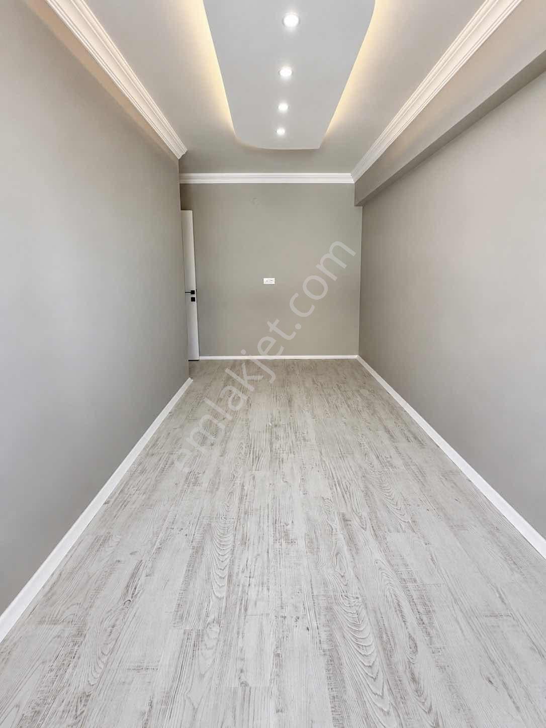 Emlak Center'dan Muradiye'de 2+1 Kapalı Mutfaklı Daire — fotoğraf 7