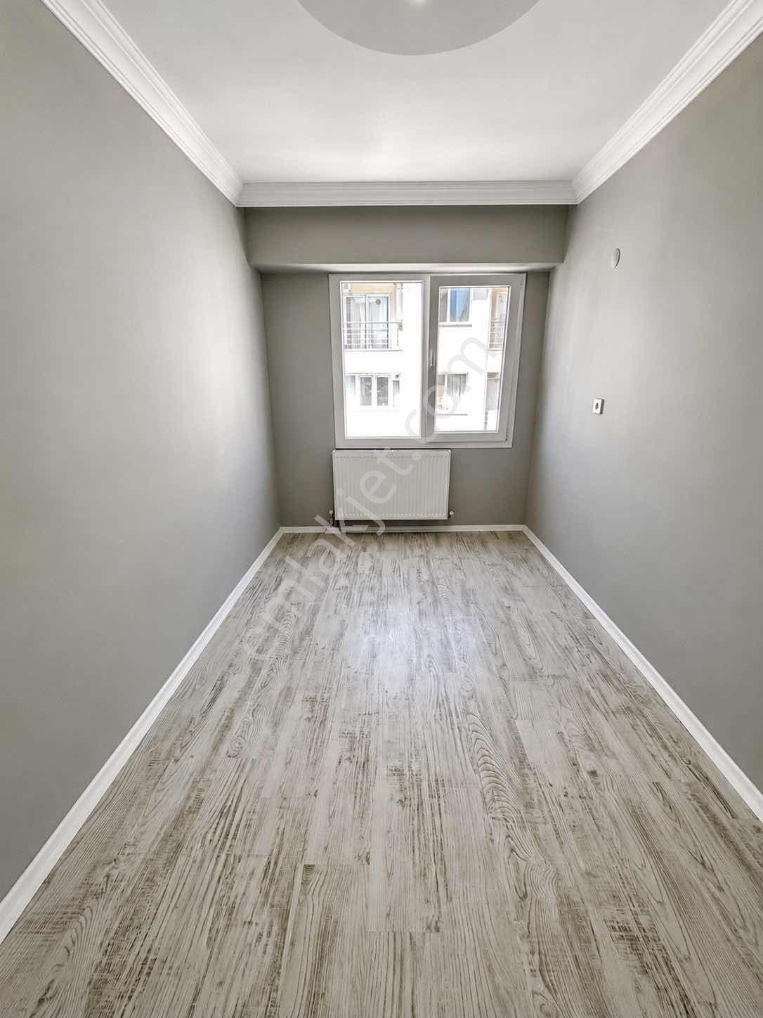 Emlak Center'dan Muradiye'de 2+1 Kapalı Mutfaklı Daire — fotoğraf 12