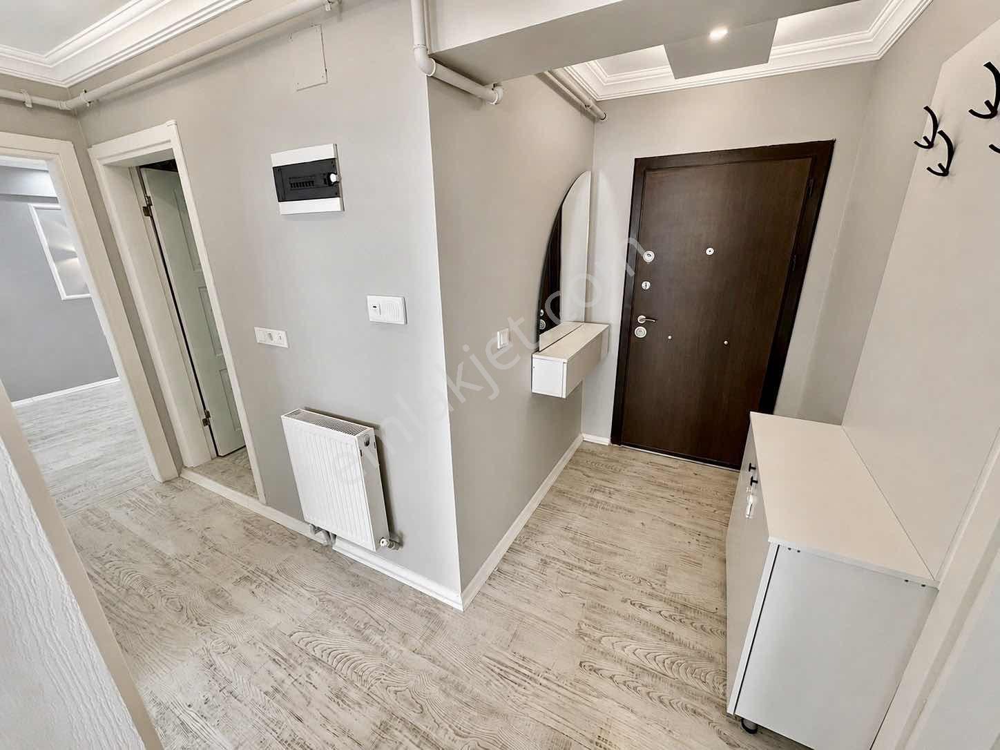 Emlak Center'dan Muradiye'de 2+1 Kapalı Mutfaklı Daire — fotoğraf 18