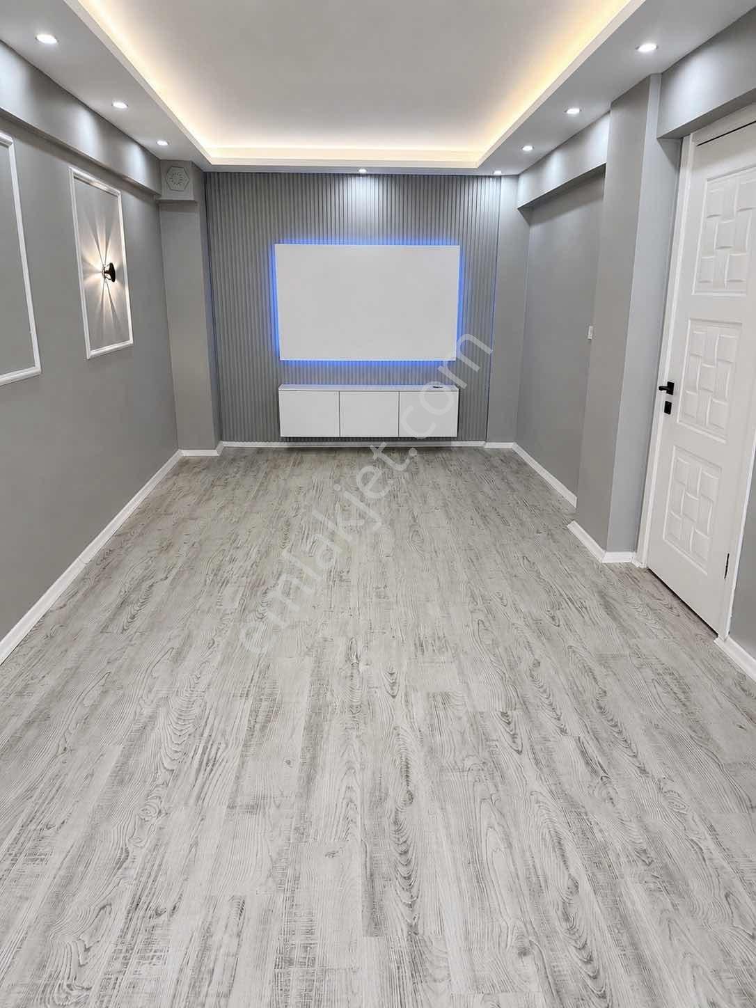 Emlak Center'dan Muradiye'de 2+1 Kapalı Mutfaklı Daire — fotoğraf 22