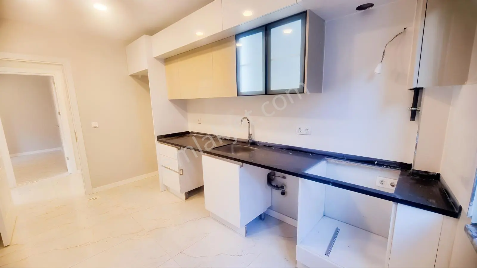 Çekmeköy Hamidiye Mah 2+1 1. Kat 85m² Satılık Daire — fotoğraf 5