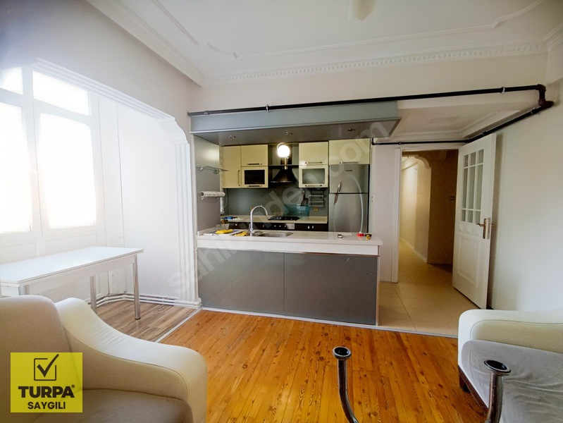 Çiğli Küçük Çiğli Mahallesi'nde 3+1 Kiralık Geniş Eşyalı Daire — fotoğraf 24