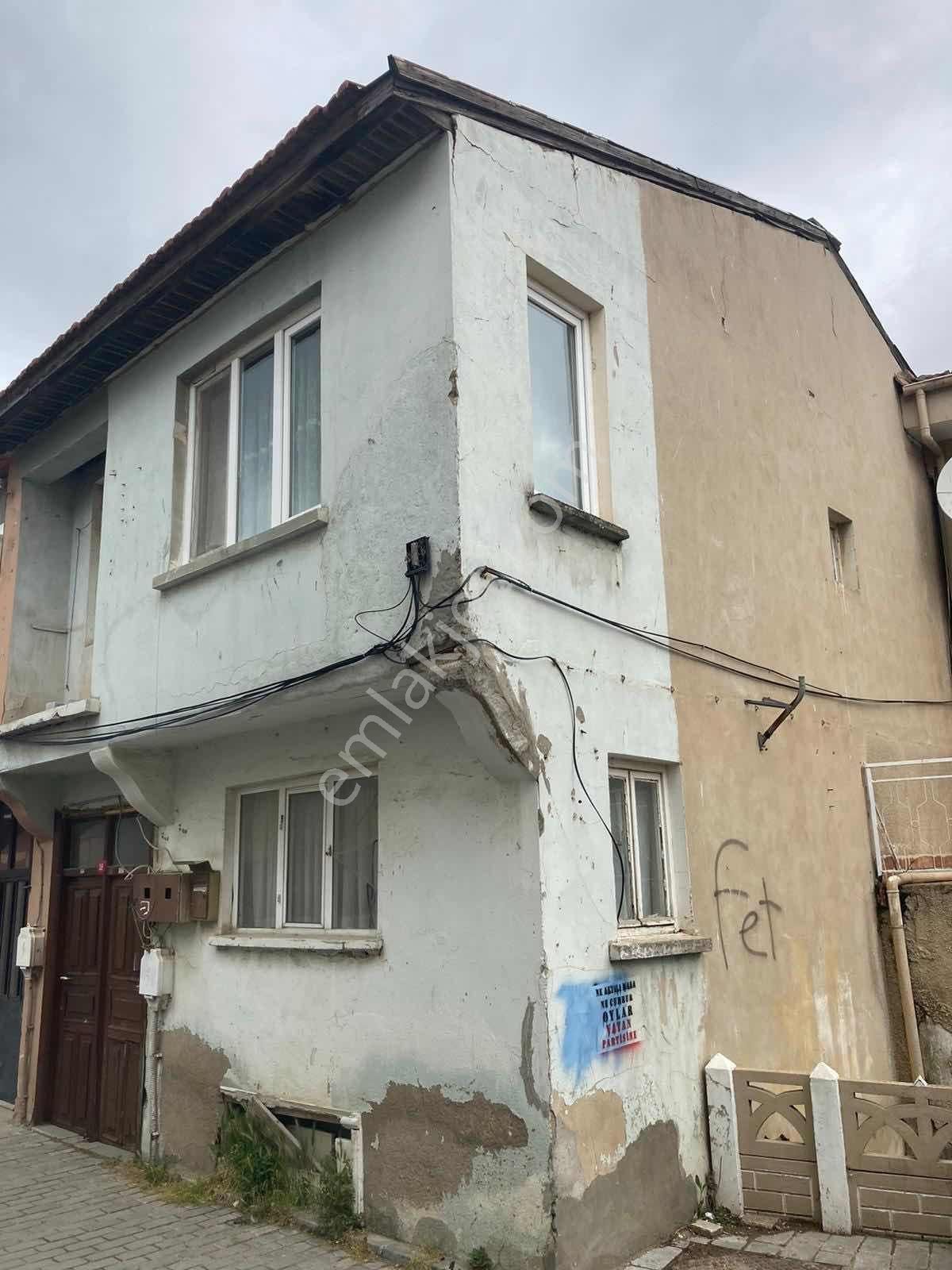 Tuzla Sahilde 40 Paftada 98 M2 2 Katlı Müstakik Ev — fotoğraf 2