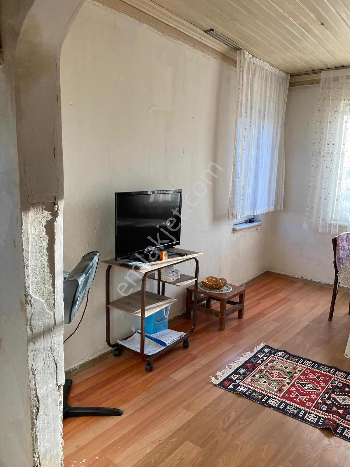 Tuzla Sahilde 40 Paftada 98 M2 2 Katlı Müstakik Ev — fotoğraf 9