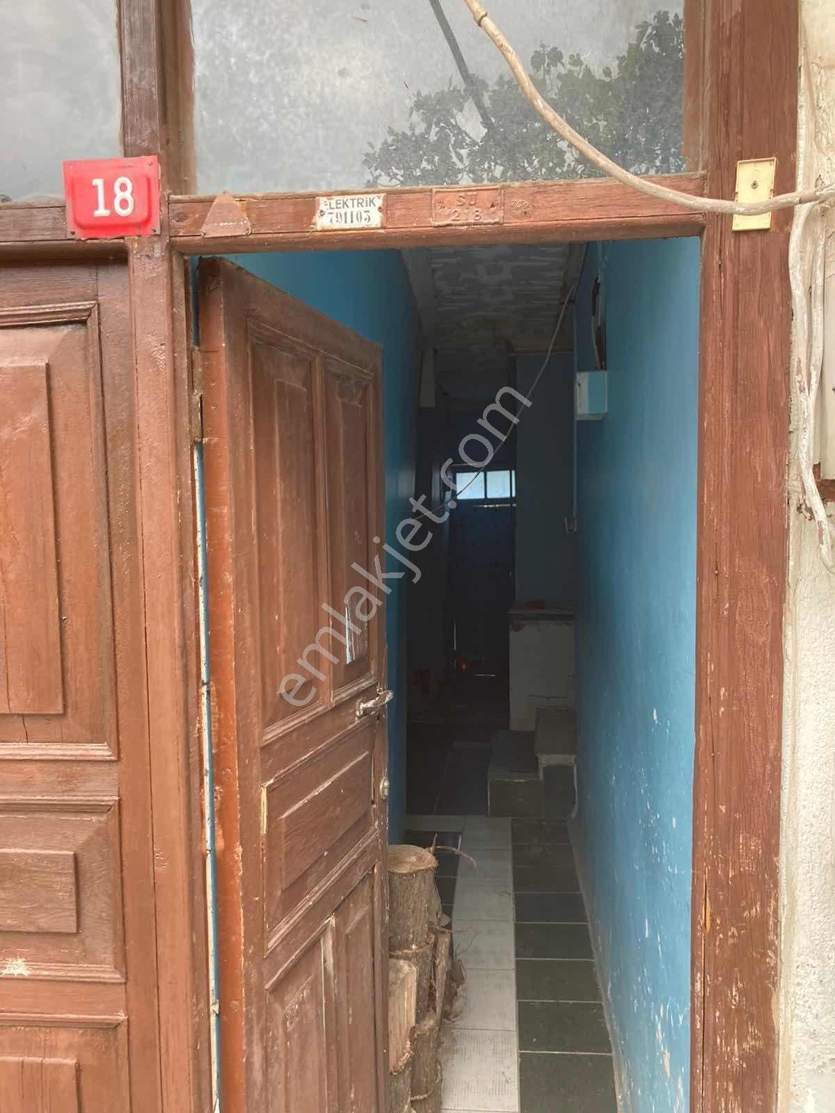Tuzla Sahilde 40 Paftada 98 M2 2 Katlı Müstakik Ev — fotoğraf 15