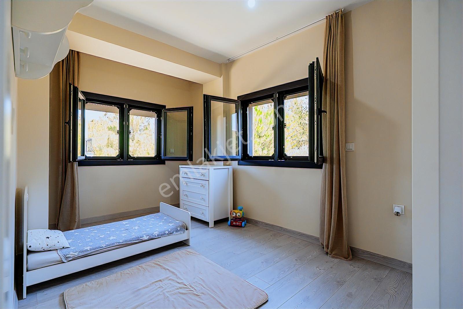 Satılık 5+2 Villa Müthiş Konumda Sizleri Bekliyor — fotoğraf 6