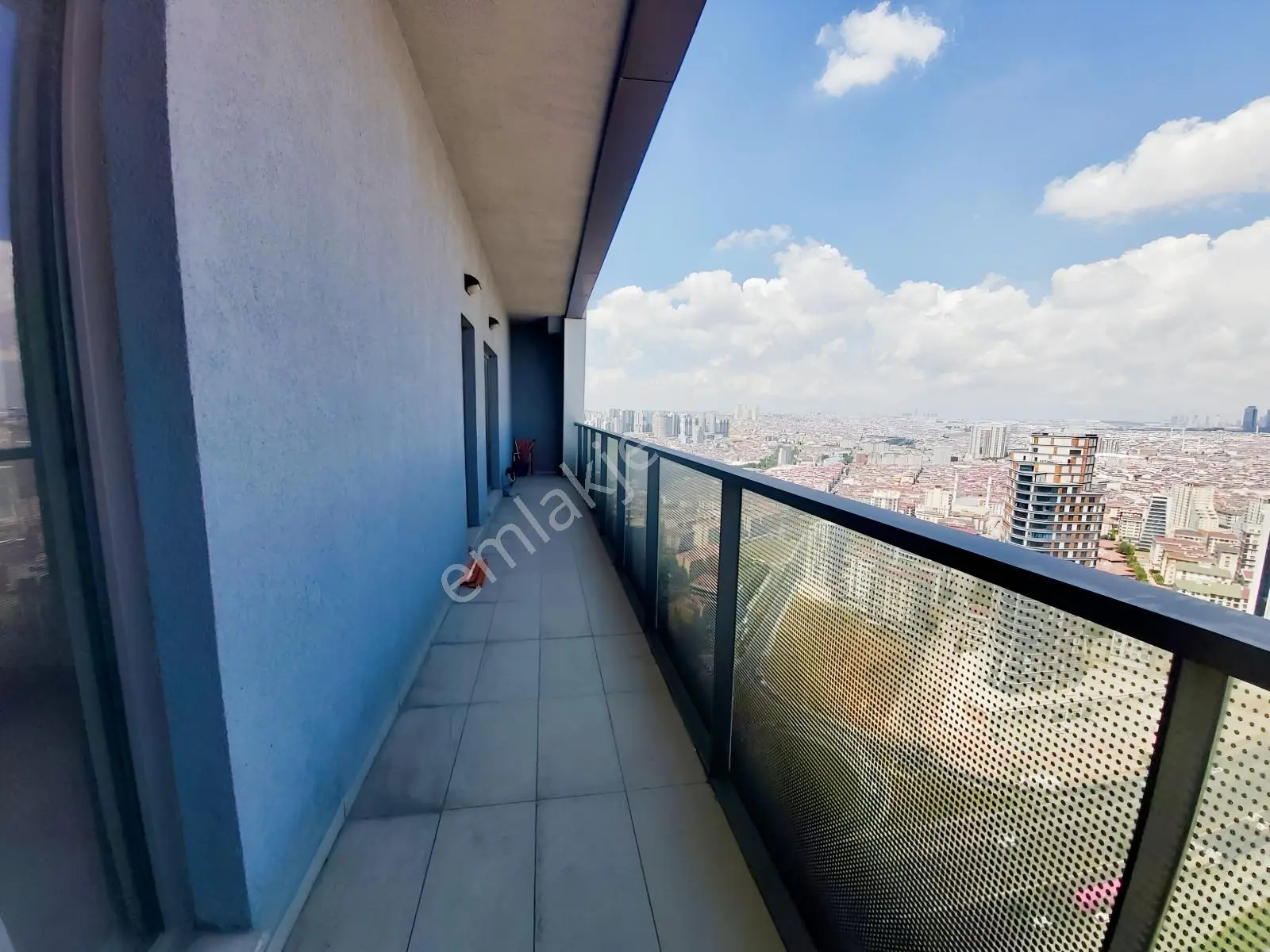 Sembol İstanbul A Blok Yüksek Kat Boş 2+1 Satılık Daire — fotoğraf 21