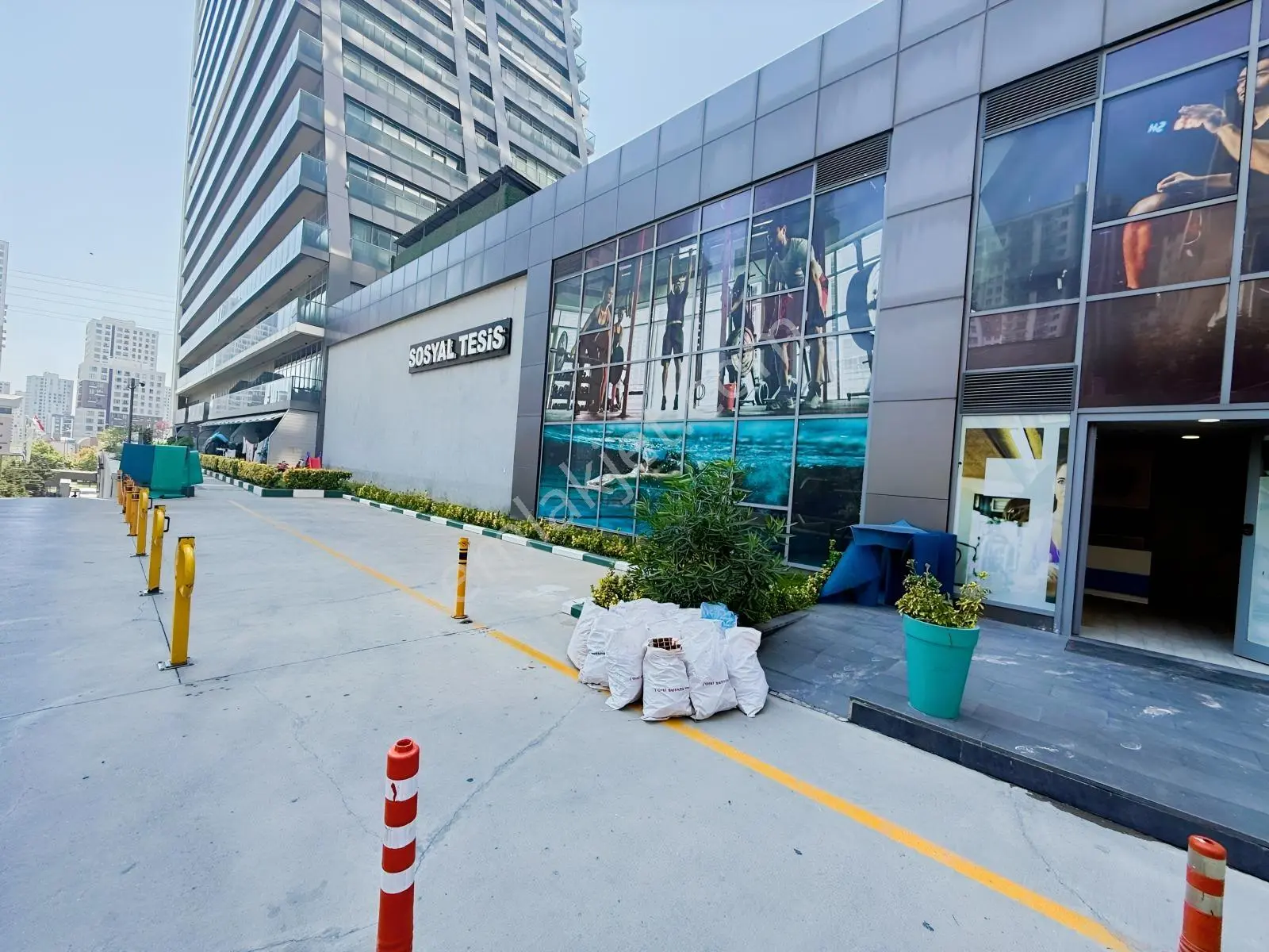 Sembol İstanbul A Blok Yüksek Kat Boş 2+1 Satılık Daire — fotoğraf 32